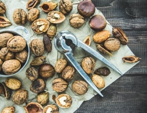 walnut with walnut crasher thumbnail