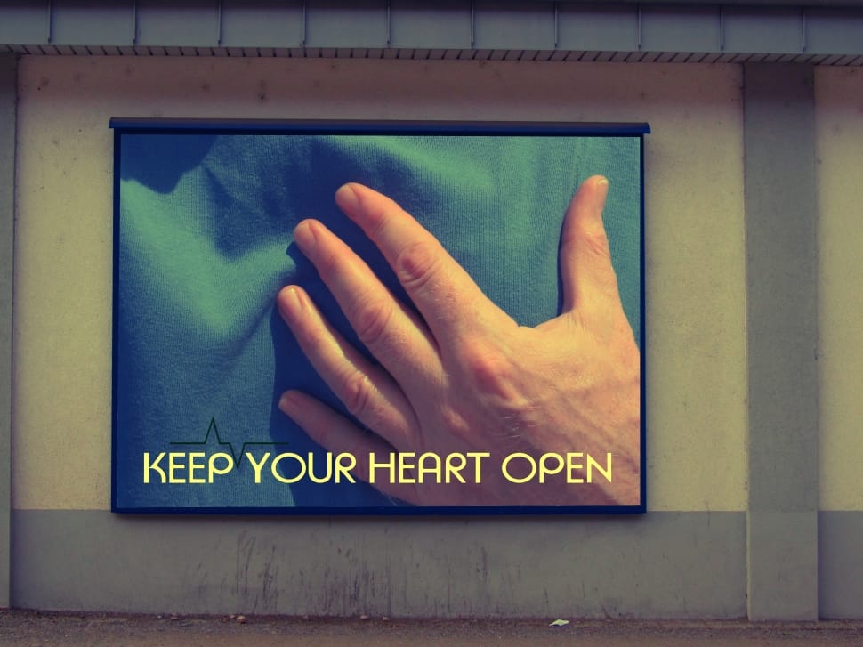 keep your heart open wall decoration preview