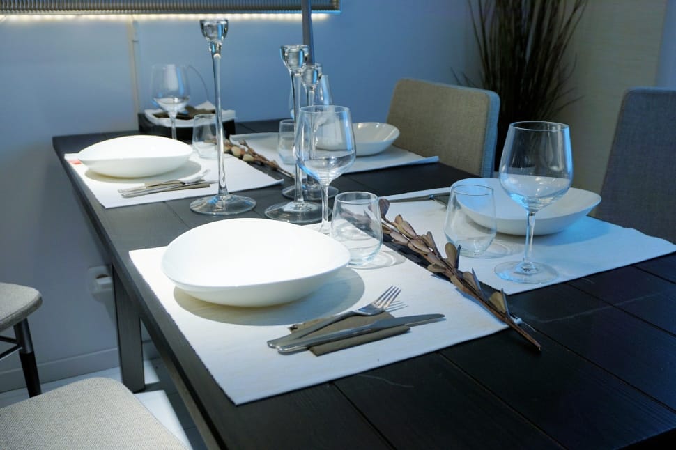 black dining set preview