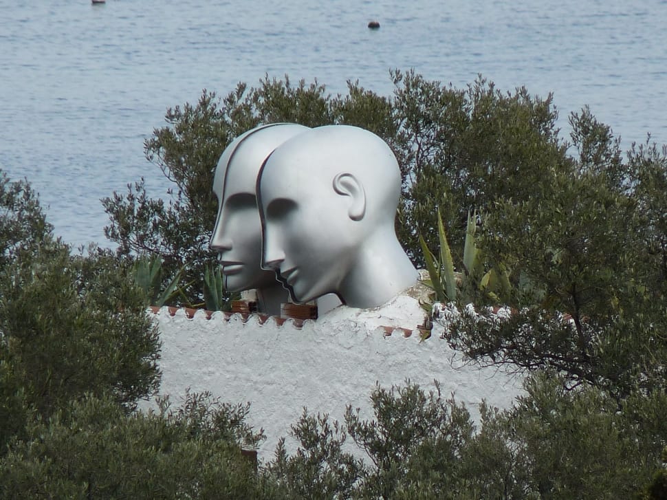 stainless steel 2 human head sculpture preview