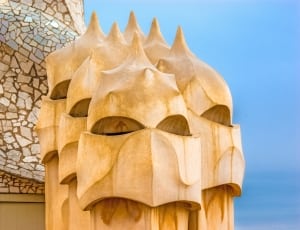 mask wooden sculpture thumbnail
