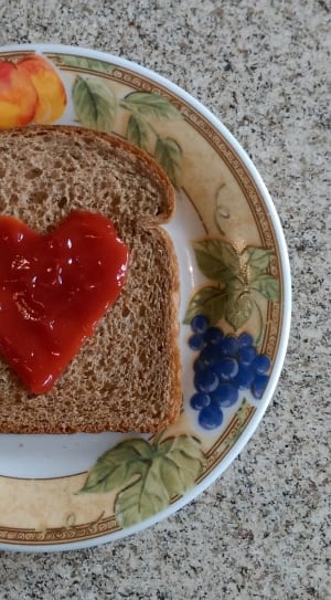 sliced bread with heart ketchup thumbnail