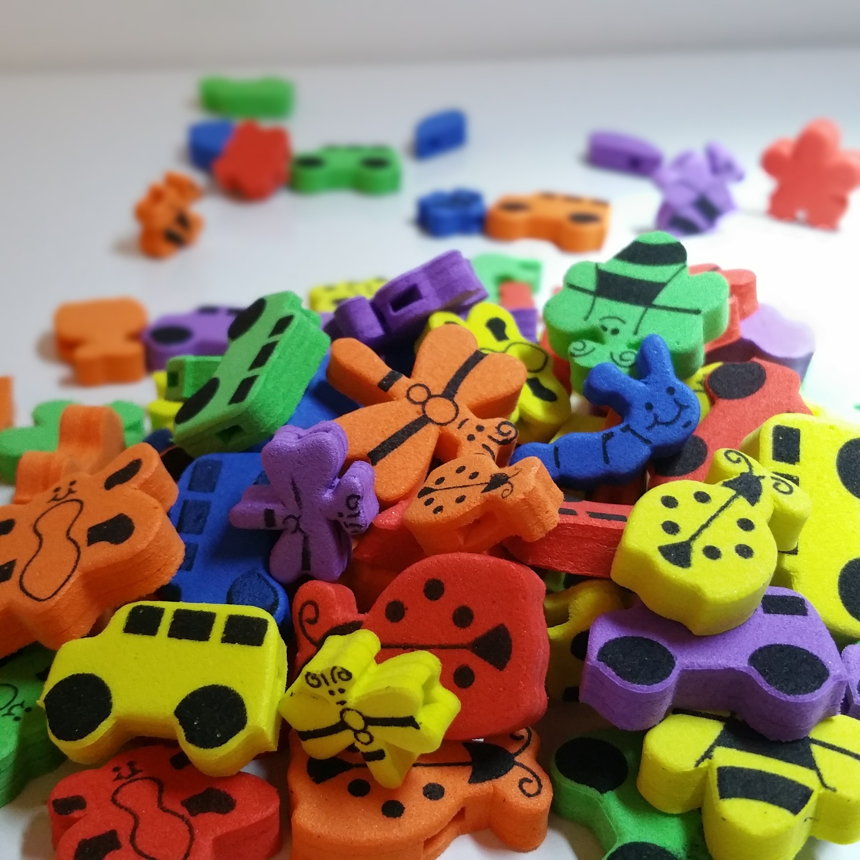 yellow purple orange yellow and green animals plastic toy lot