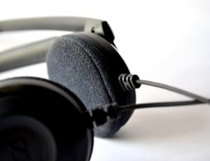black corded headset thumbnail