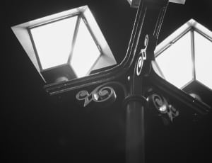 black and white lamp post thumbnail