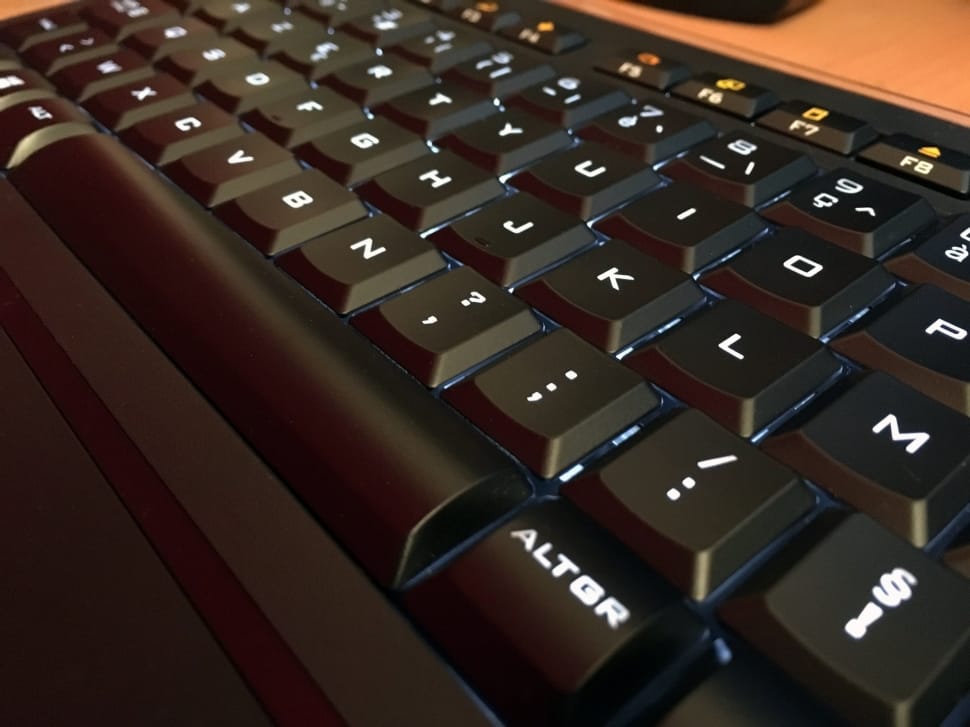 black computer keyboard preview
