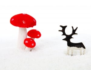 mushrooms and deer table decor thumbnail