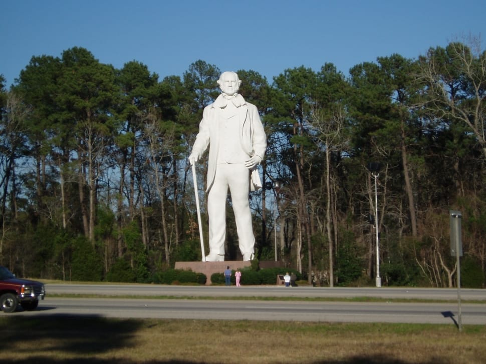 male white statue preview