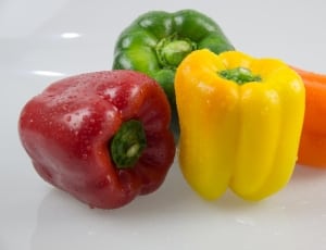 4 assorted bell peppers thumbnail