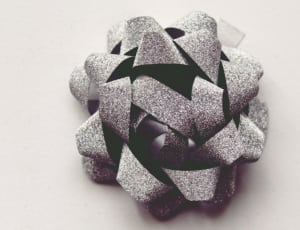 grey ornament thumbnail