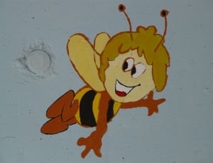 honey bee painting thumbnail