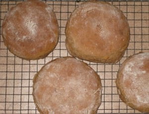 4 brown pastries thumbnail