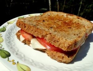 2 bread loaf with sliced tomatoes thumbnail