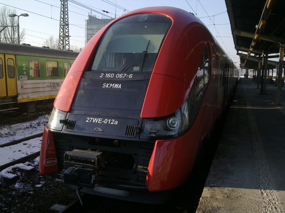 red and black skmwa train preview