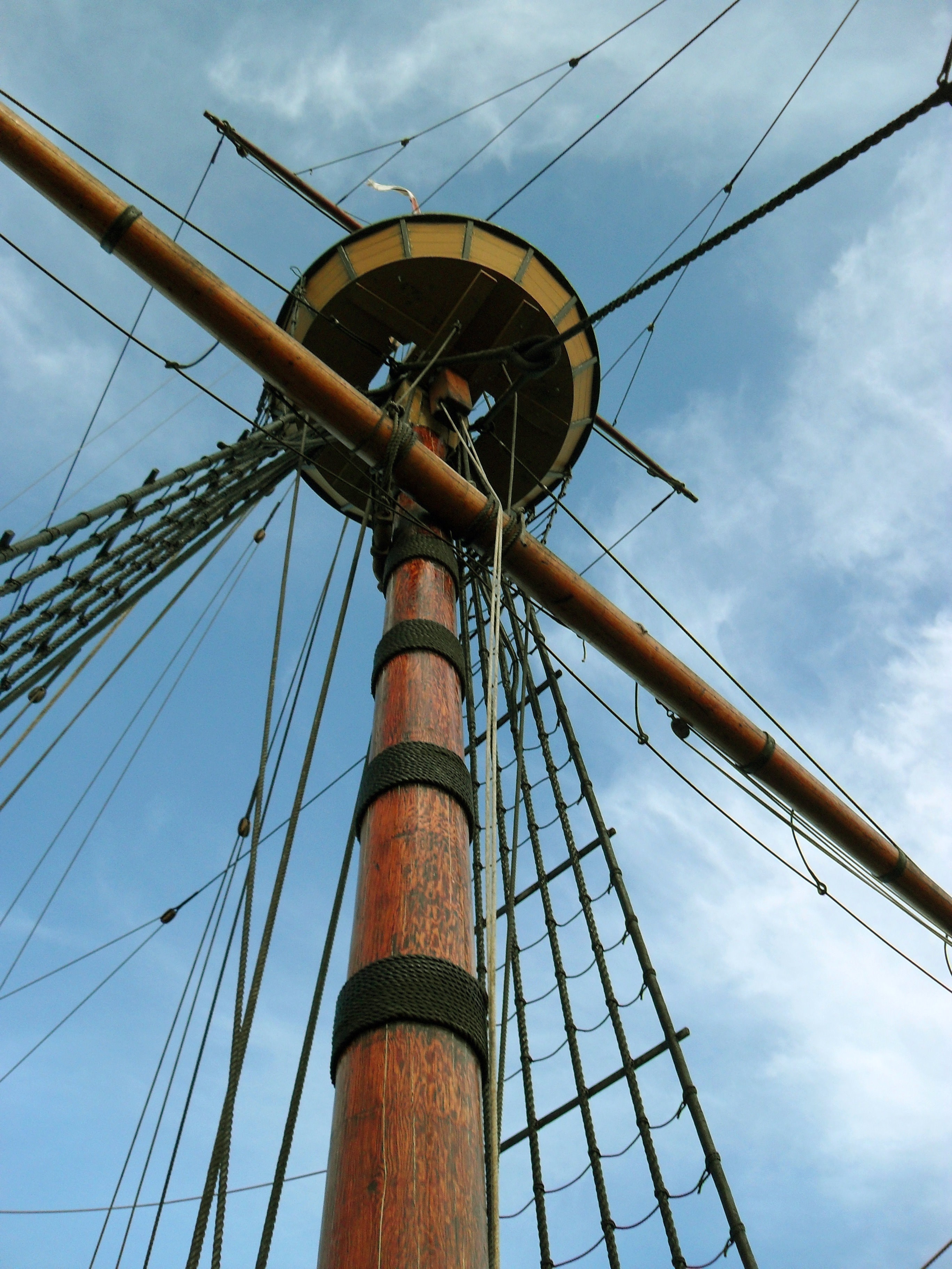 brown wooden ship post