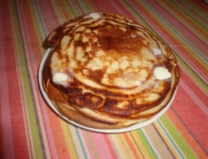 pancakes and white ceramic plate thumbnail