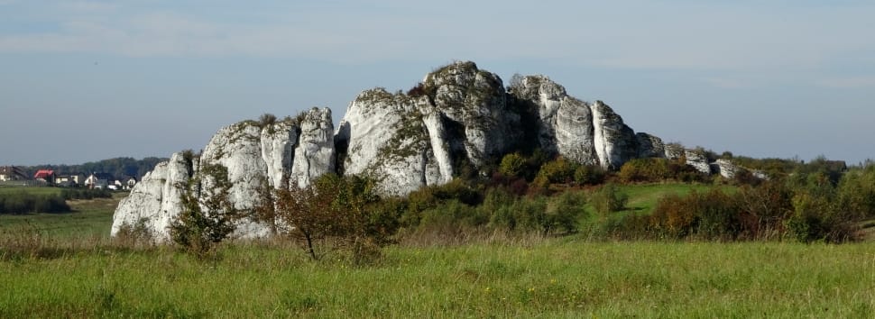 gray rock formation preview