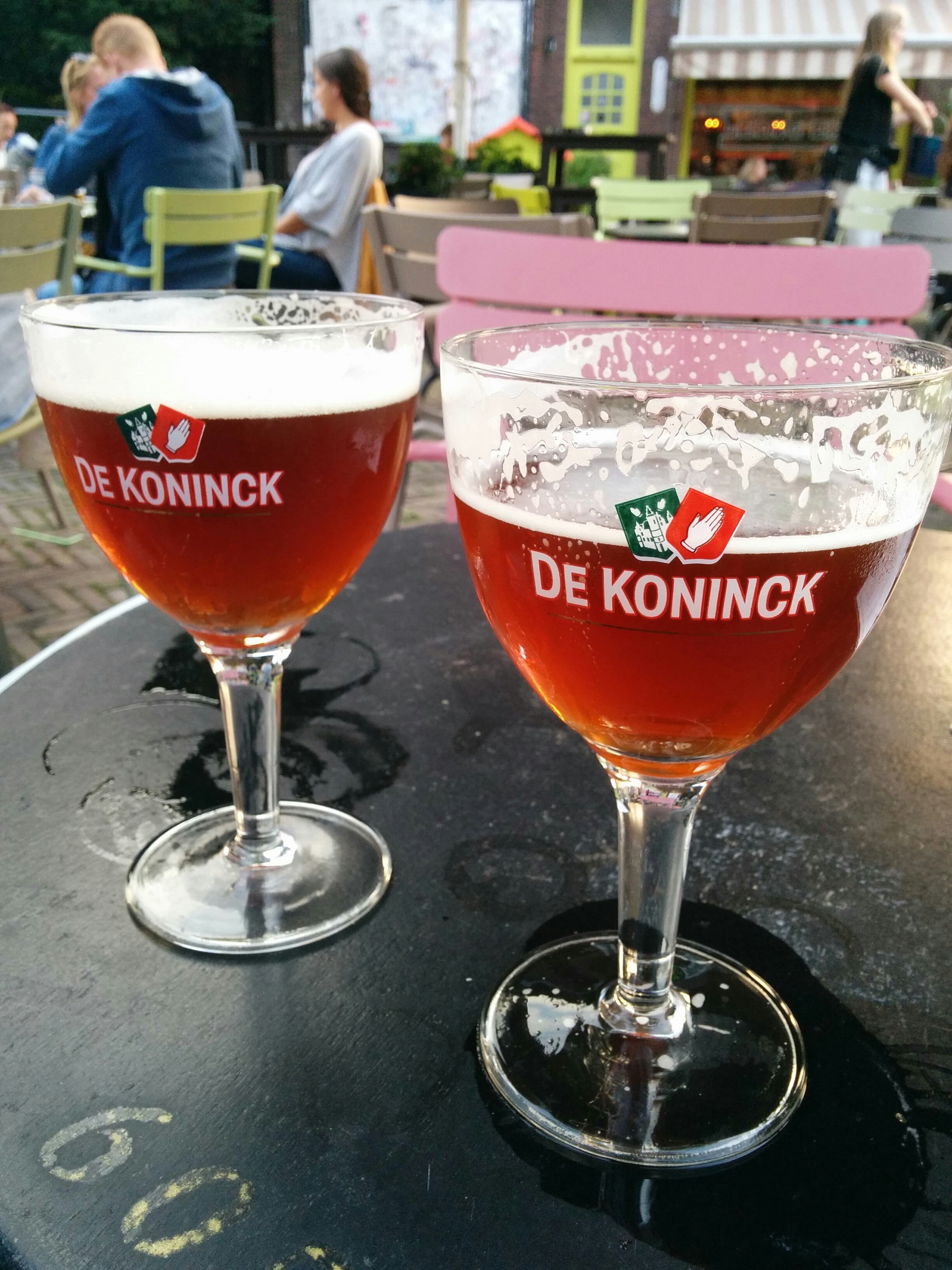 two de koninck short stem wine glass