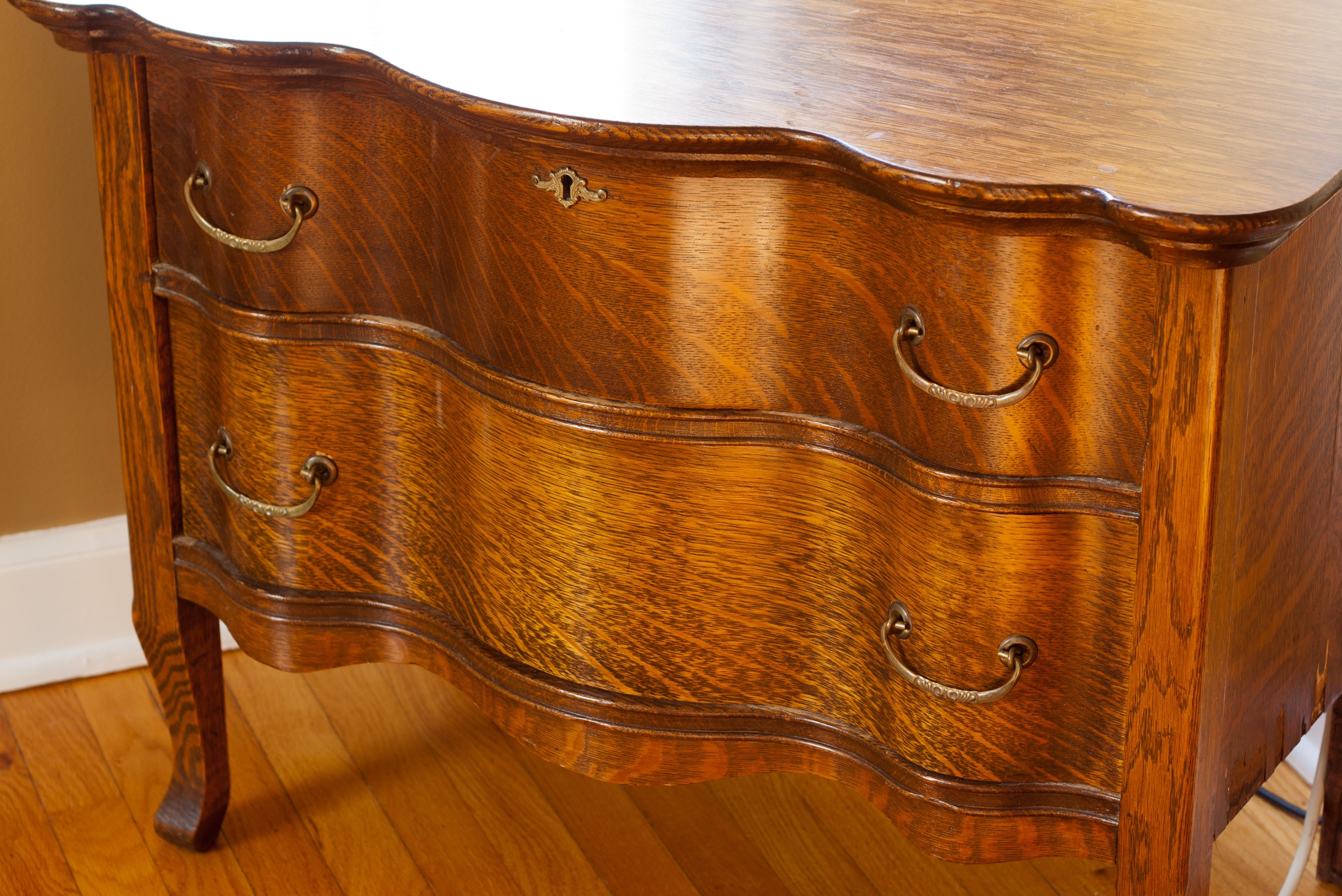 brown wooden 2 drawer chest