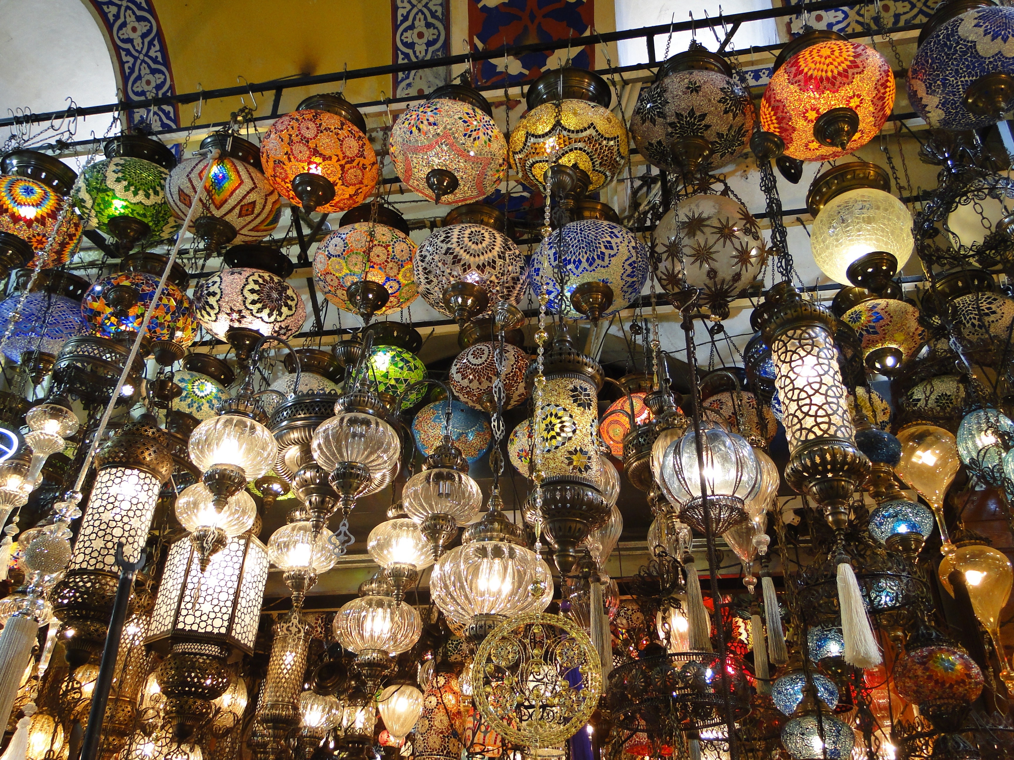 assorted pendant lamps