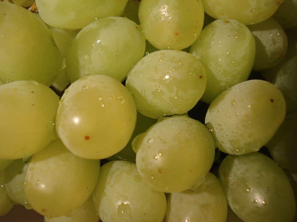 green grapes preview