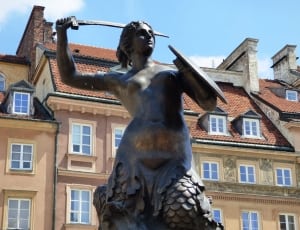 female bronze statue thumbnail