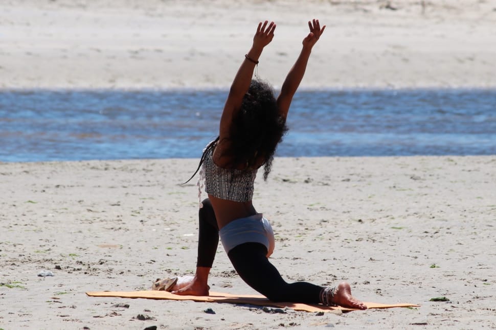 women's gray sleeveless crop top, gray shorts and black leggings outfit preview