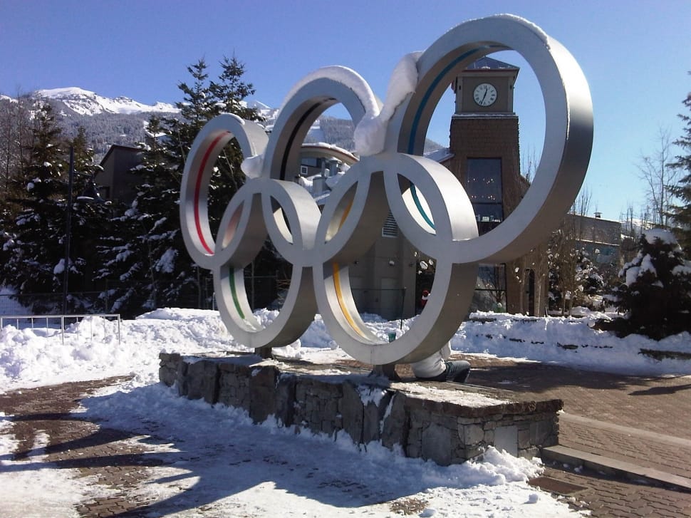 olympic statuette preview