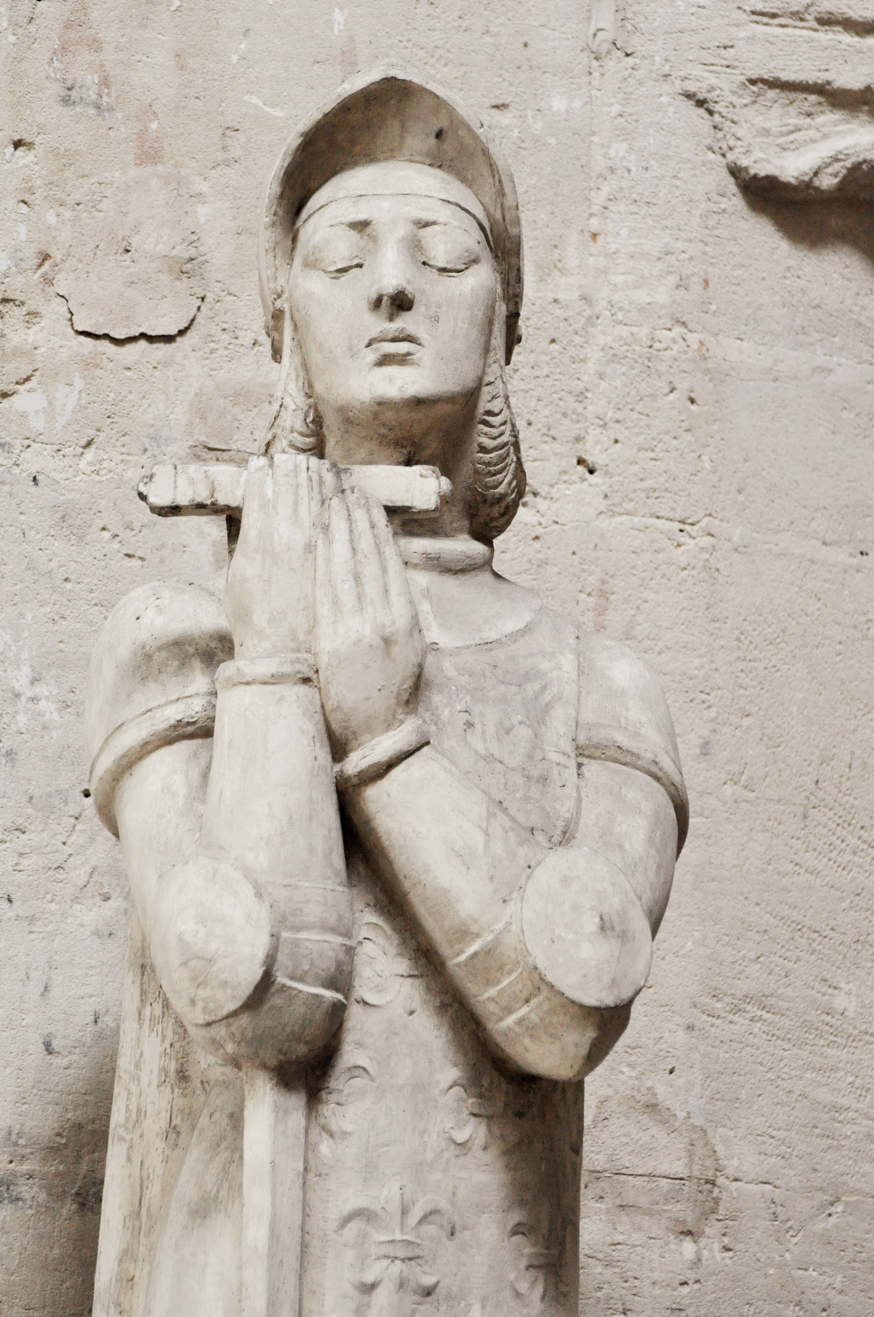 woman sculpture statue