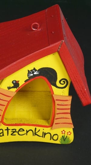 yellow and red wooden pet kennel thumbnail