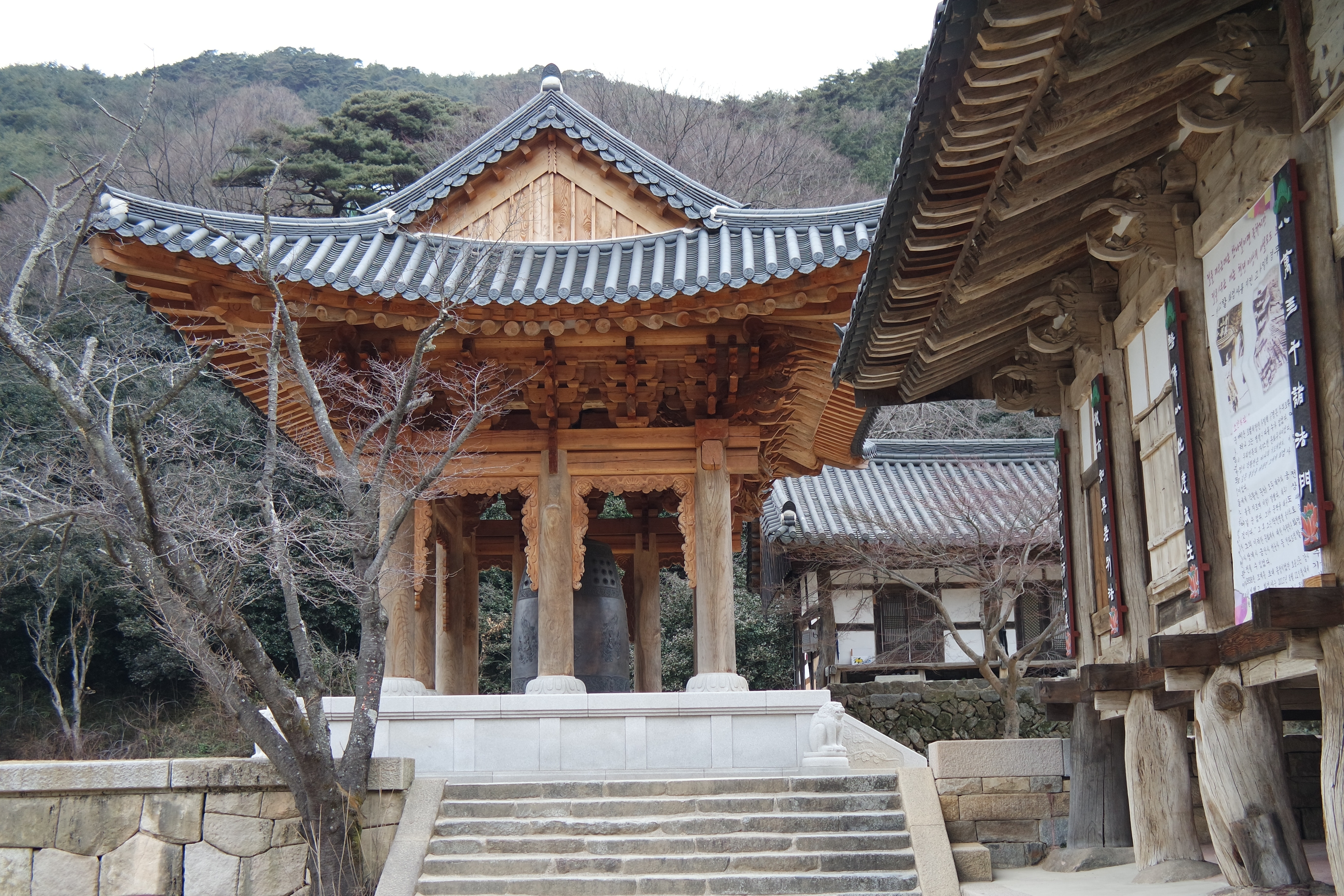 brown and wooden temple gazebo