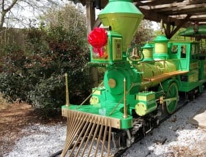 green steam locomotive train thumbnail