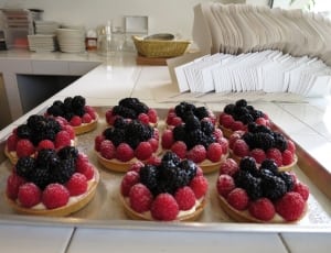 raspberry and blueberry pie lot thumbnail