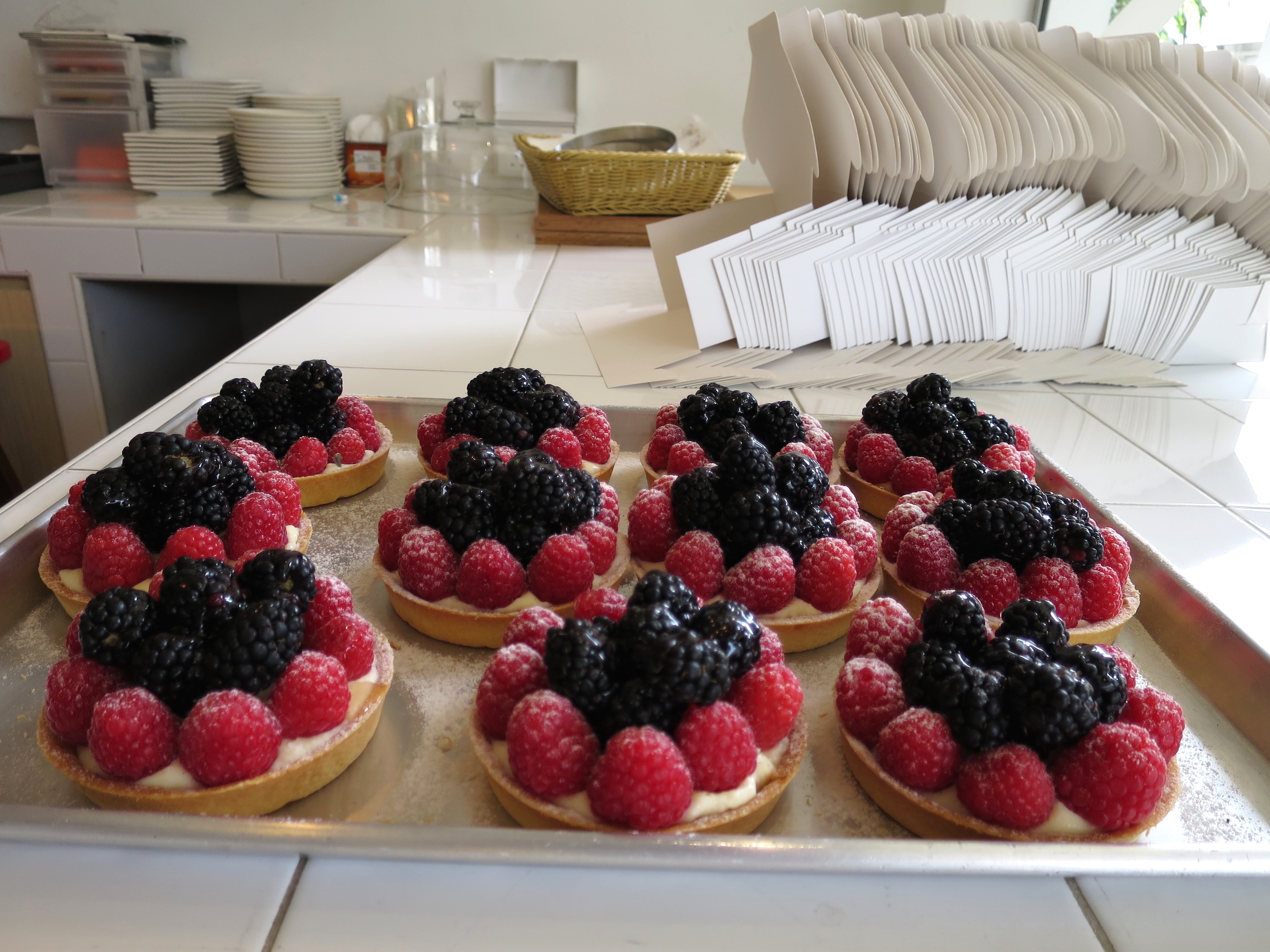 raspberry and blueberry pie lot