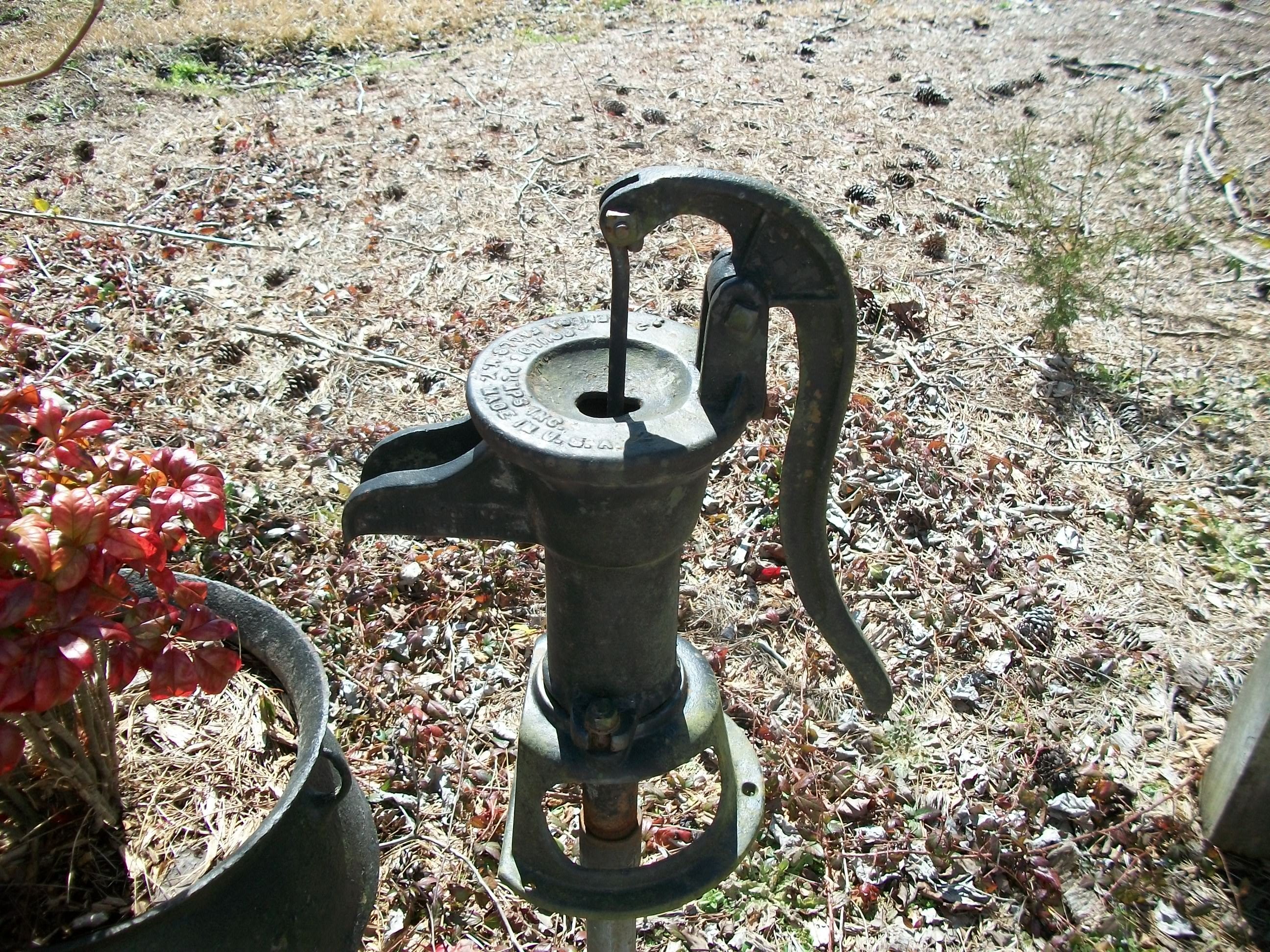 black hand water pump