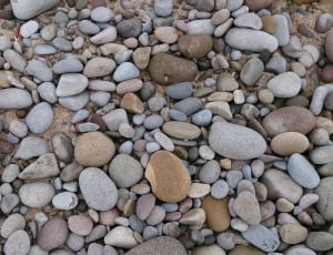 photo of pebble stones thumbnail
