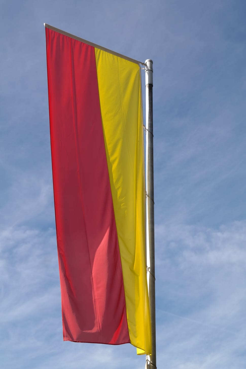 red and yellow stripe flag preview