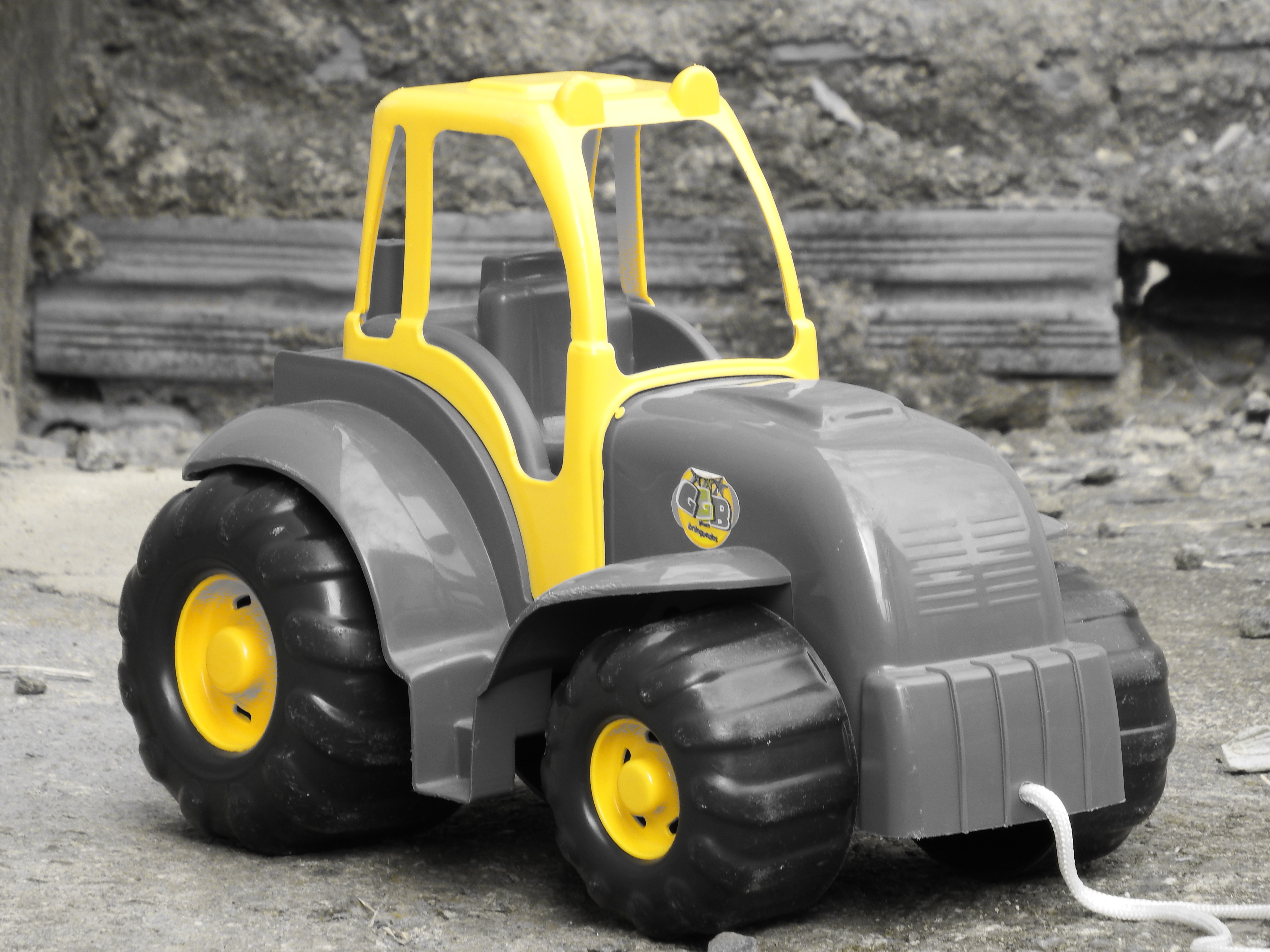 children's yellow and gray truck toy