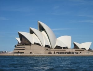 Sydney opera house thumbnail