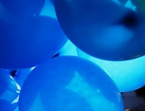 blue balloons thumbnail