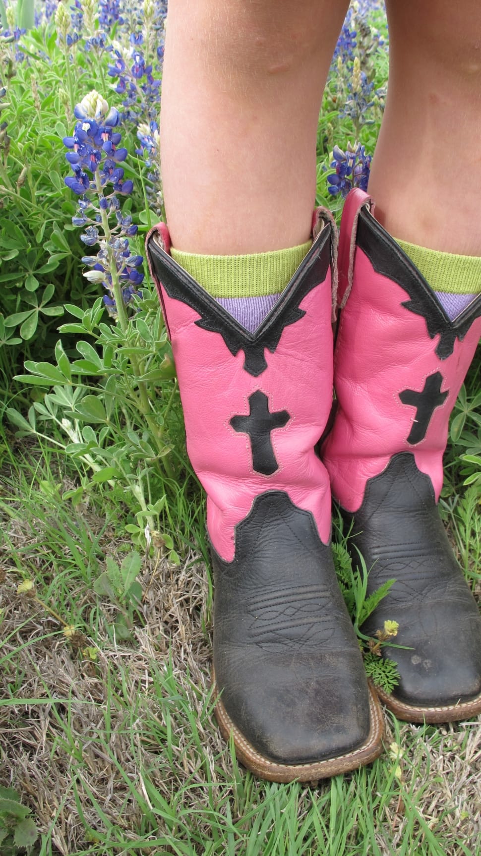 pink and brown leather cowboy boots preview