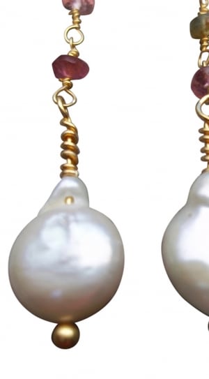 2 gold and white pendants thumbnail