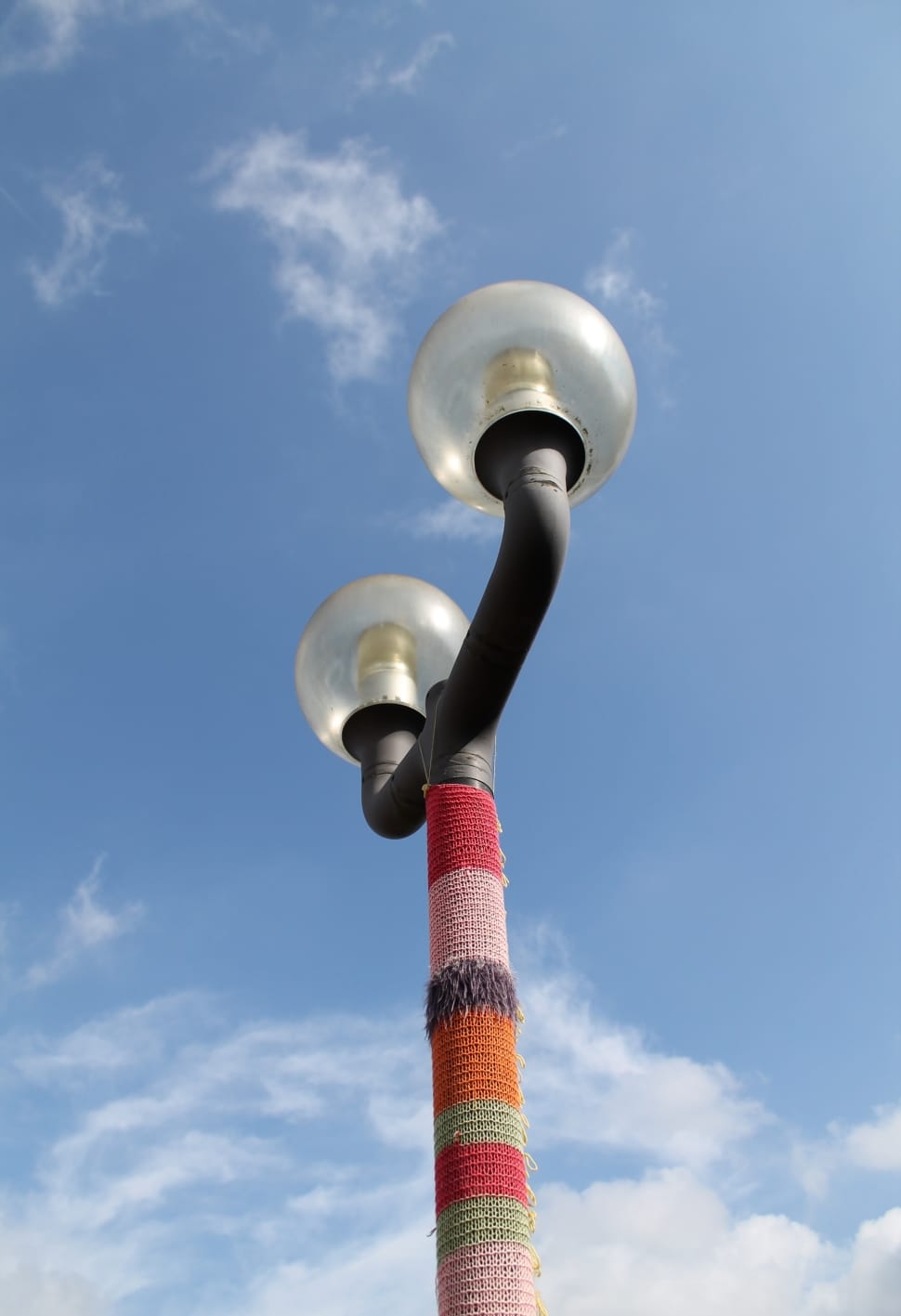 two round light post preview