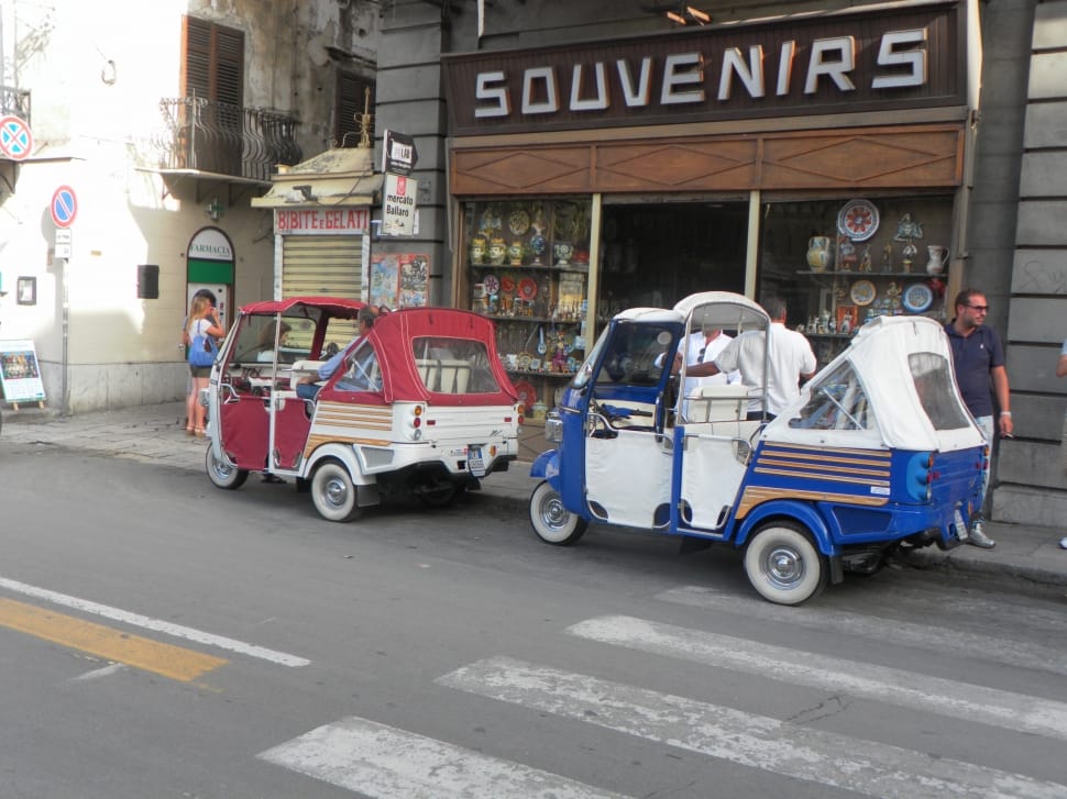 blue and white and red and white rickshaws preview