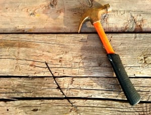 orange and black hammer thumbnail