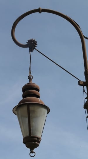 brown steel lamp post thumbnail