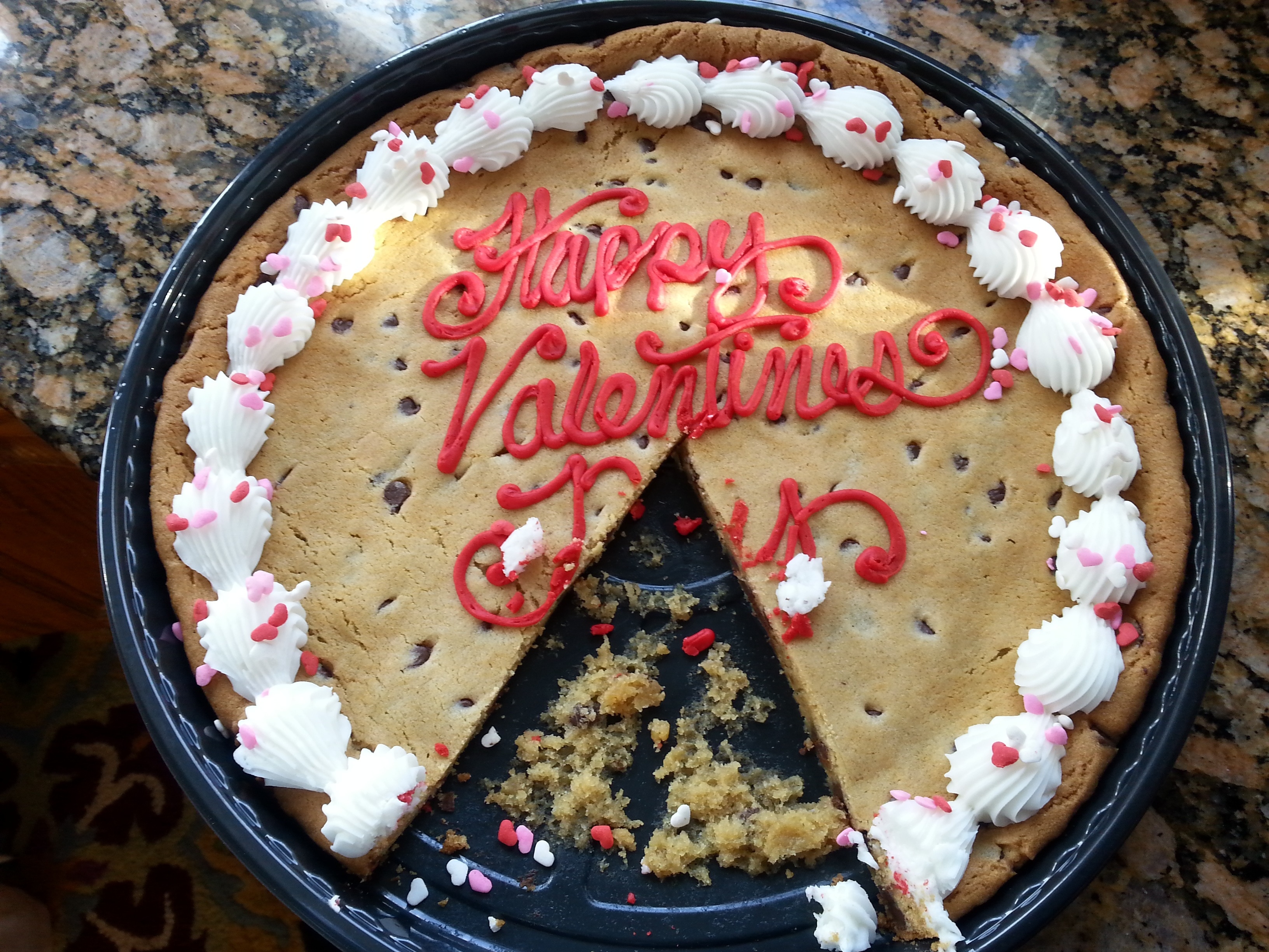 happy valentines day accent pie