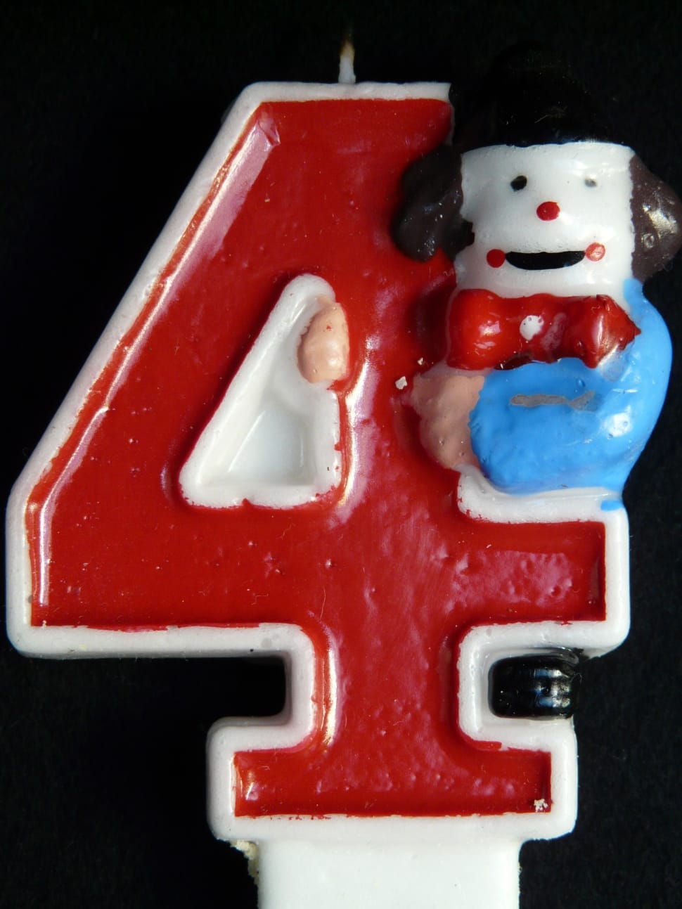 red and white snowman 4 birthday candle preview