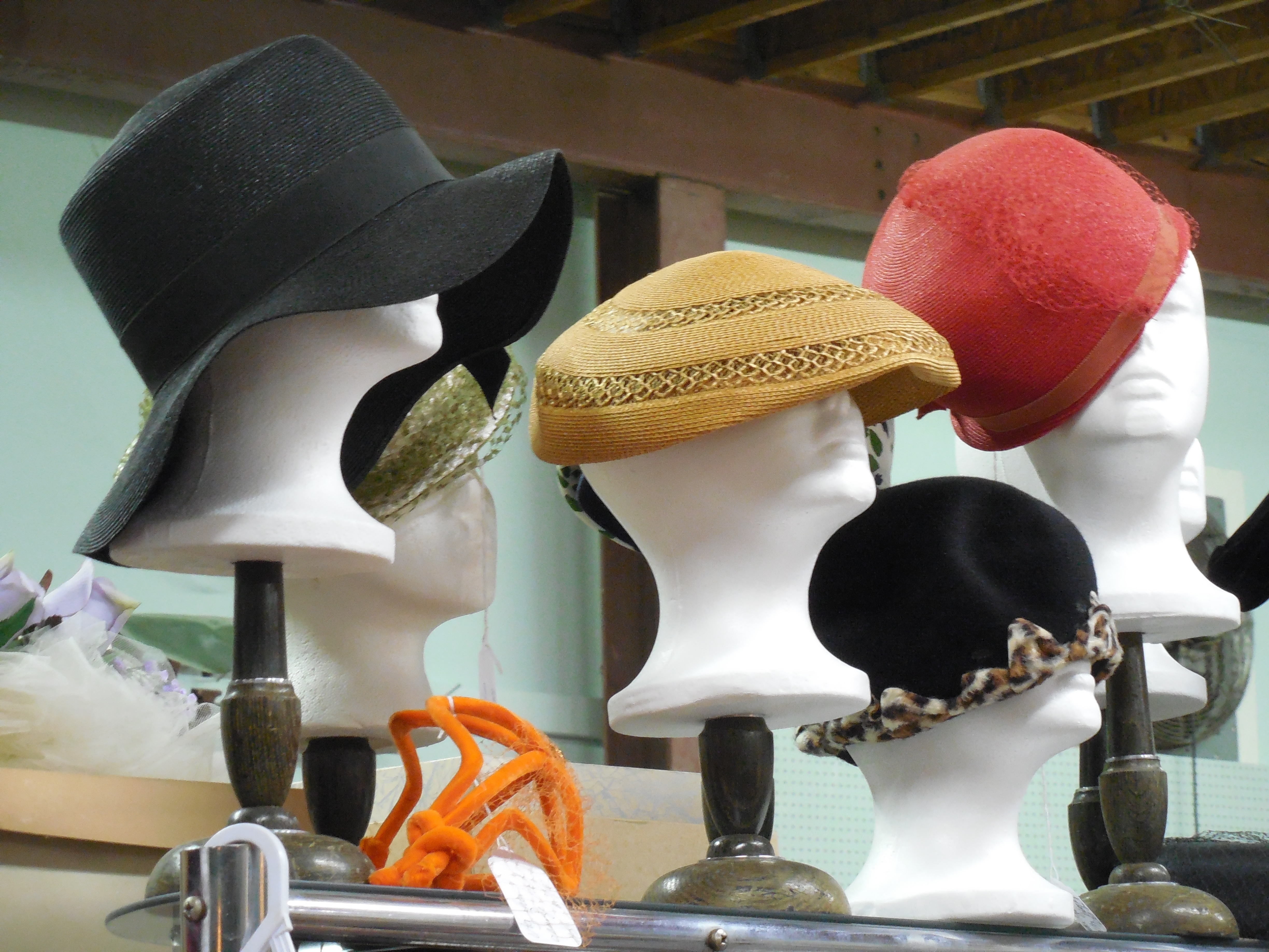 women's 4 hat
