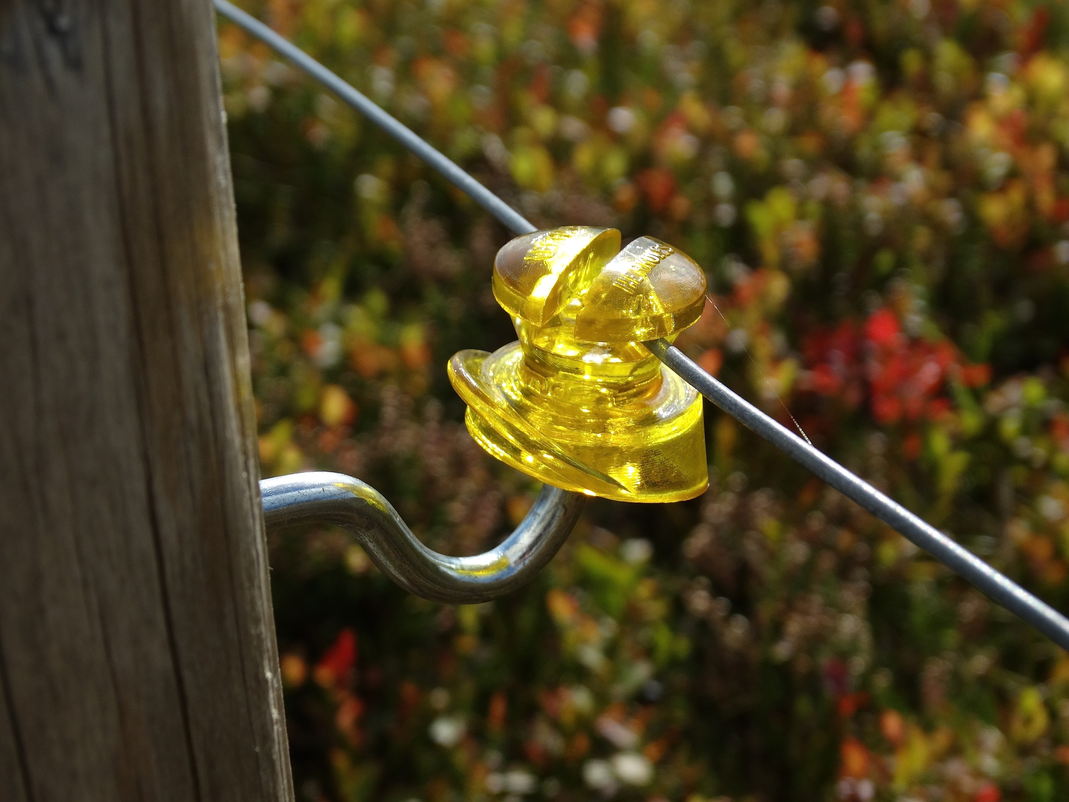 yellow glass post tool